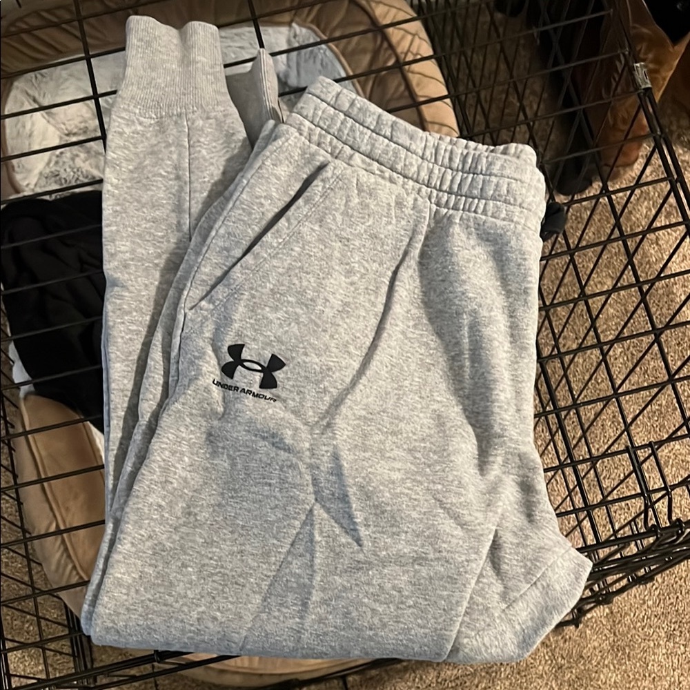 Under Armour Gray Sweatpants Casual Athletic Joggers